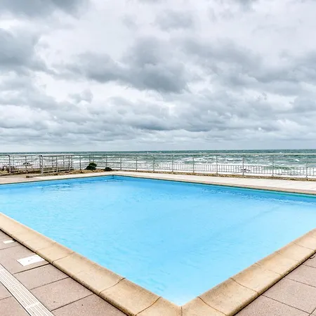 Apartman Premium Ocean View Studio, Balcony & Pool Les Sables-dʼOlonne