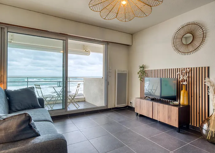 Premium Ocean View Studio, Balcony & Pool Διαμέρισμα