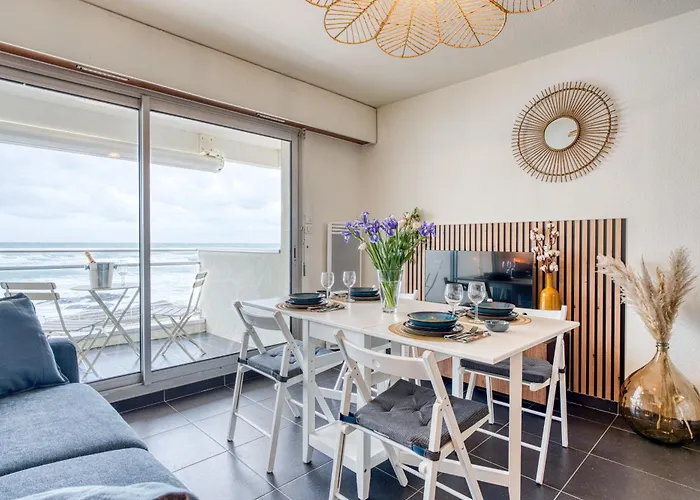 Premium Ocean View Studio, Balcony & Pool Διαμέρισμα Les Sables-dʼOlonne